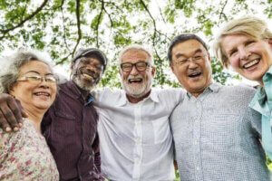Exclusive-Senior-Living-Programs-300x200-4